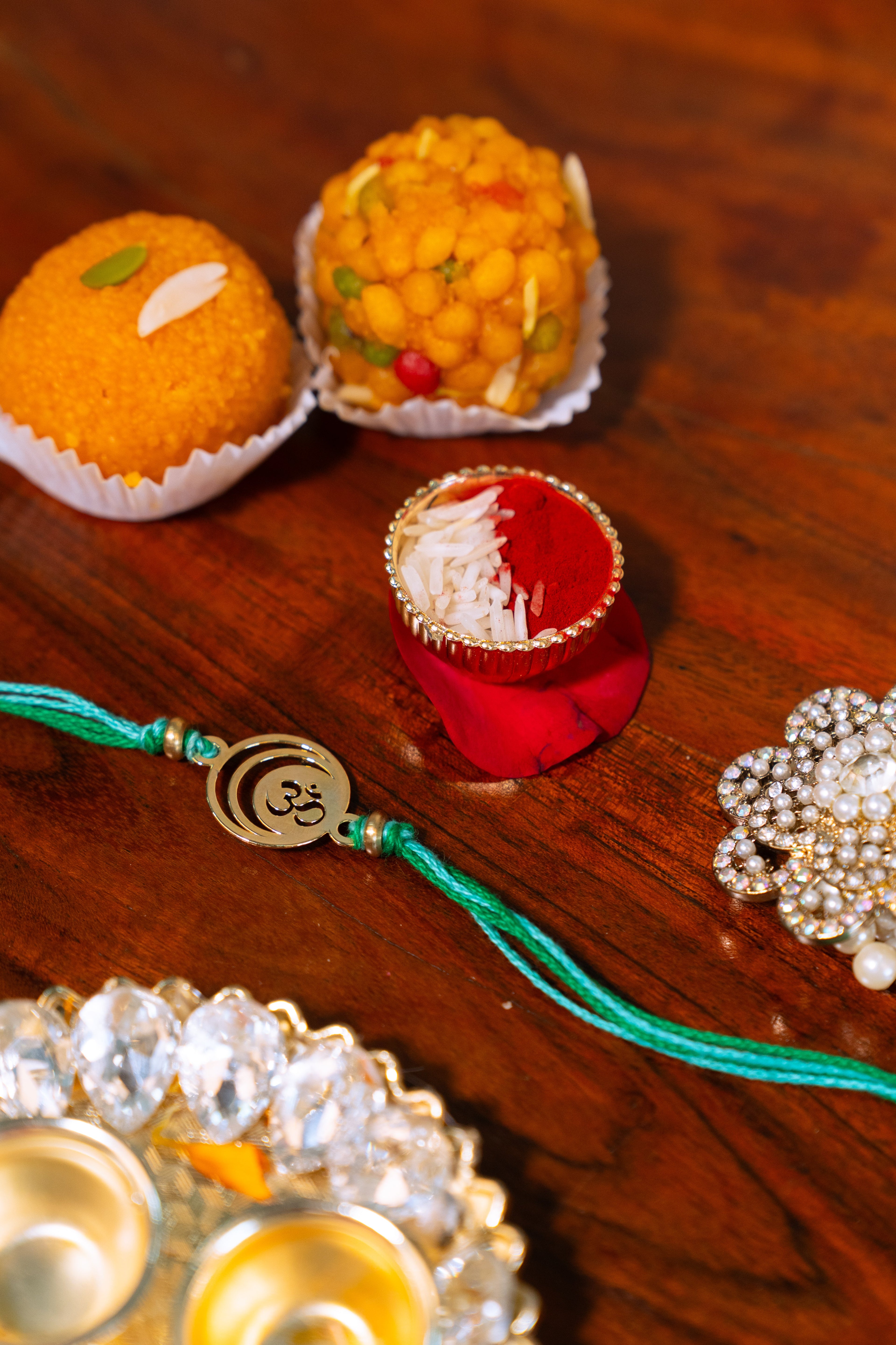 Om Rakhi Cutwork | Gold Finish Rakhi